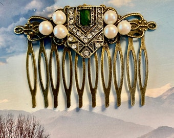 Art Deco Emerald Pearl Hair Comb: Vintage Bridal Accessory