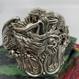 Mermaid cuff Art Nouveau Large Mermaids Bracelet nautical jewelry Silver Mermaids Gorgeous vintage look Mermaid Jewelry