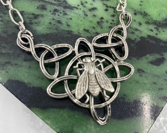 Celtic bee necklace Scottish wedding necklace silver necklace Celtic knots and bee Vintage