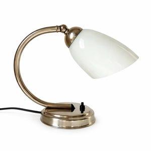 Lampe de bureau Riga vintage de 1956, lampe col de cygne chromée et abat-jour en verre