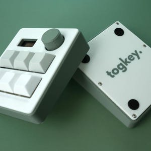 TogKey Pad Plus: Mini teclado con macropad programable de 6 teclas / Perilla de volumen / Pantalla OLED / Iluminación RGB / Interruptores mecánicos intercambiables en caliente / QMK imagen 10