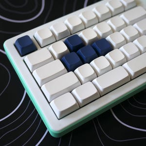 TogKey Pad Gaming Essentials: Compact Mechanical Gaming Keyboard | Programmable | Volume Knob | RGB Lighting | Hot-Swap Mechanical Switches