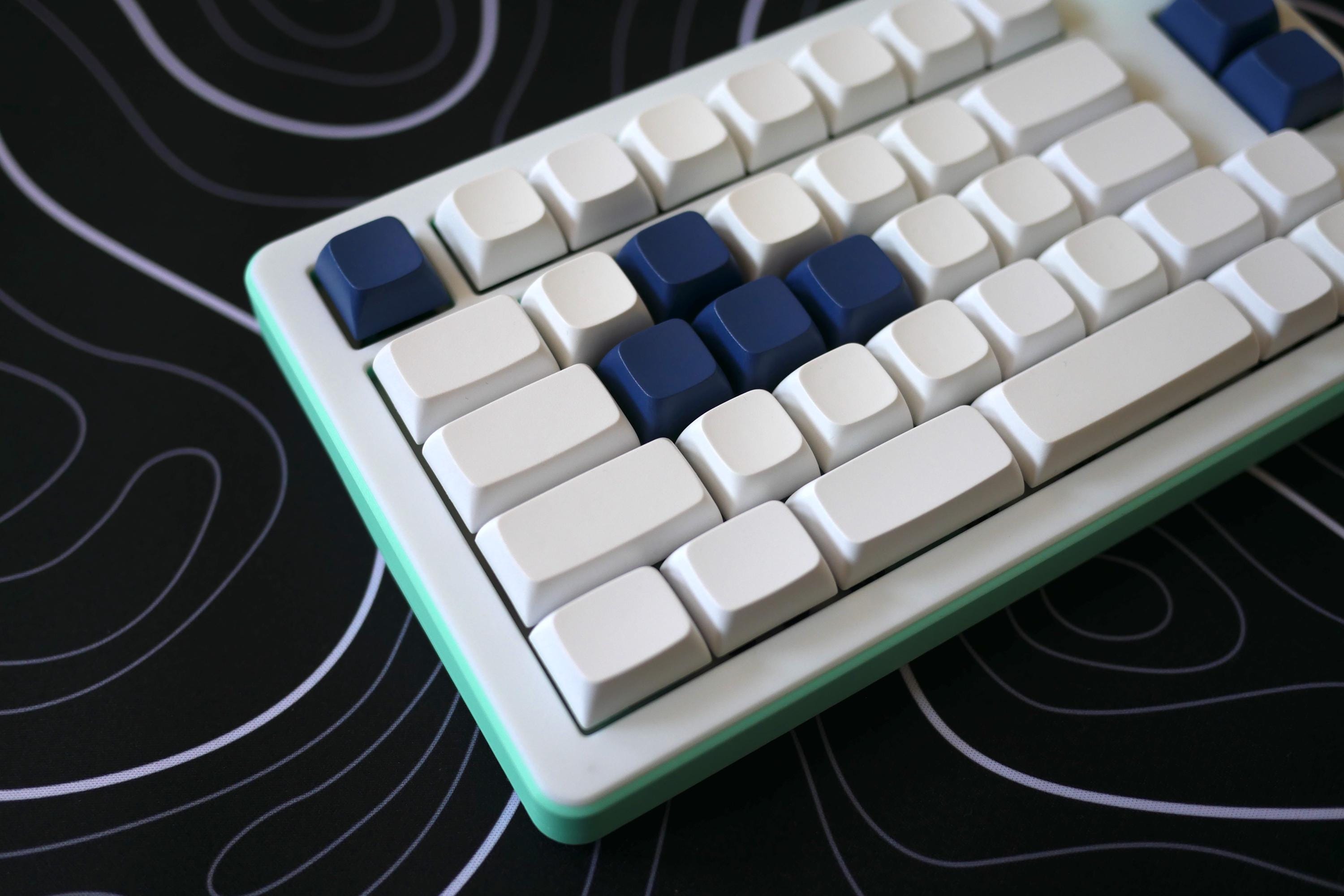 専用商品 QAZ QAZ-RGBシングルモードキーボードキット,白,黒,ホットスワップ