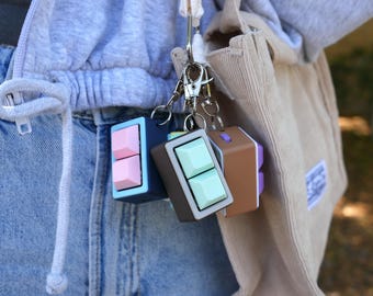 TogKey Pad Pocket Wireless: 2-Key Wireless Programmable Macropad Keychain | E-Reader Page Turner | Media Controller| Remote Camera Shutter