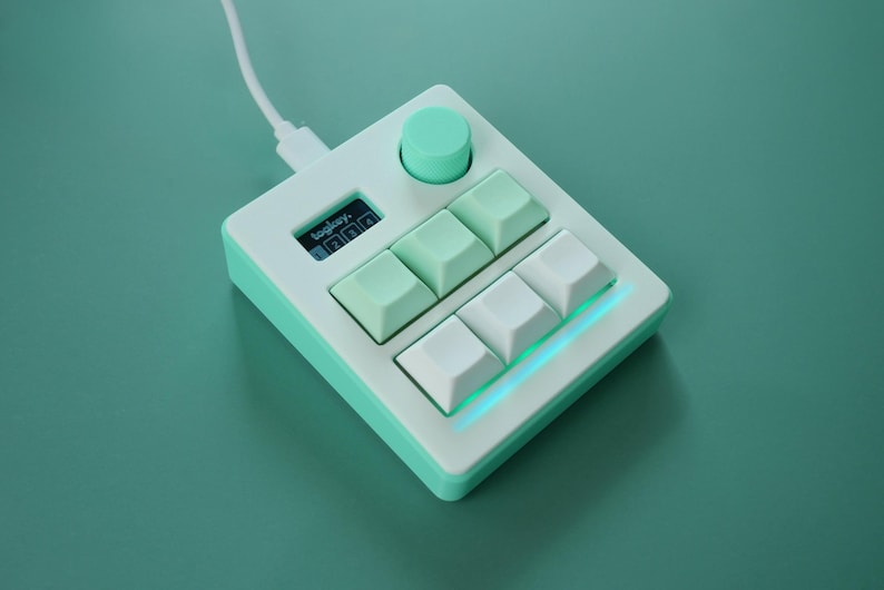 TogKey Pad Plus: Mini teclado con macropad programable de 6 teclas / Perilla de volumen / Pantalla OLED / Iluminación RGB / Interruptores mecánicos intercambiables en caliente / QMK Mint Green