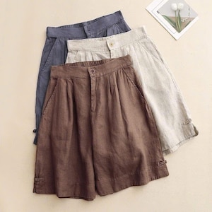 Short large en lin : tenue d&#39;été rétro taille haute