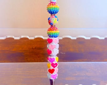 Rainbow Pride Perlenstift – Liebe in jeder Farbe