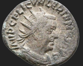 Valerian I-Ancient bronze coin of Roman Emperor VALERIAN I 253-260 CE  "Venus Victrix" SCARCE
