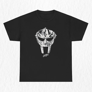 MF DOOM T-shirt vintage con grafica hip-hop e design in metallo. Maglietta rap alla moda per adolescenti e fan del rap veterano