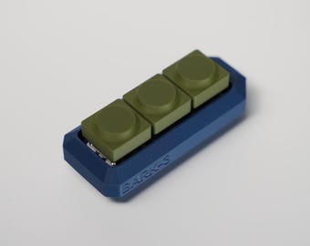 ergonomic keyboard clicker fidget antistress EDC keychain BARK-3 dark blue combo