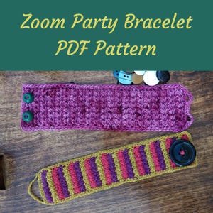 Easy Bracelet Pattern With Textured Stripes & Colorwork PDF Crochet Pattern
