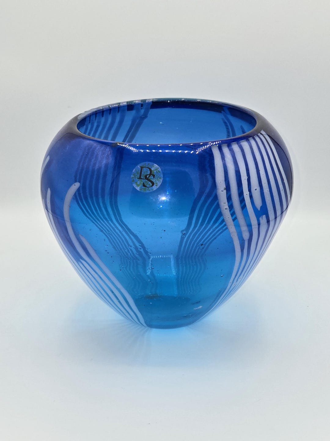 青と白のストライプガラス花瓶 青と白のストライプガラス花瓶