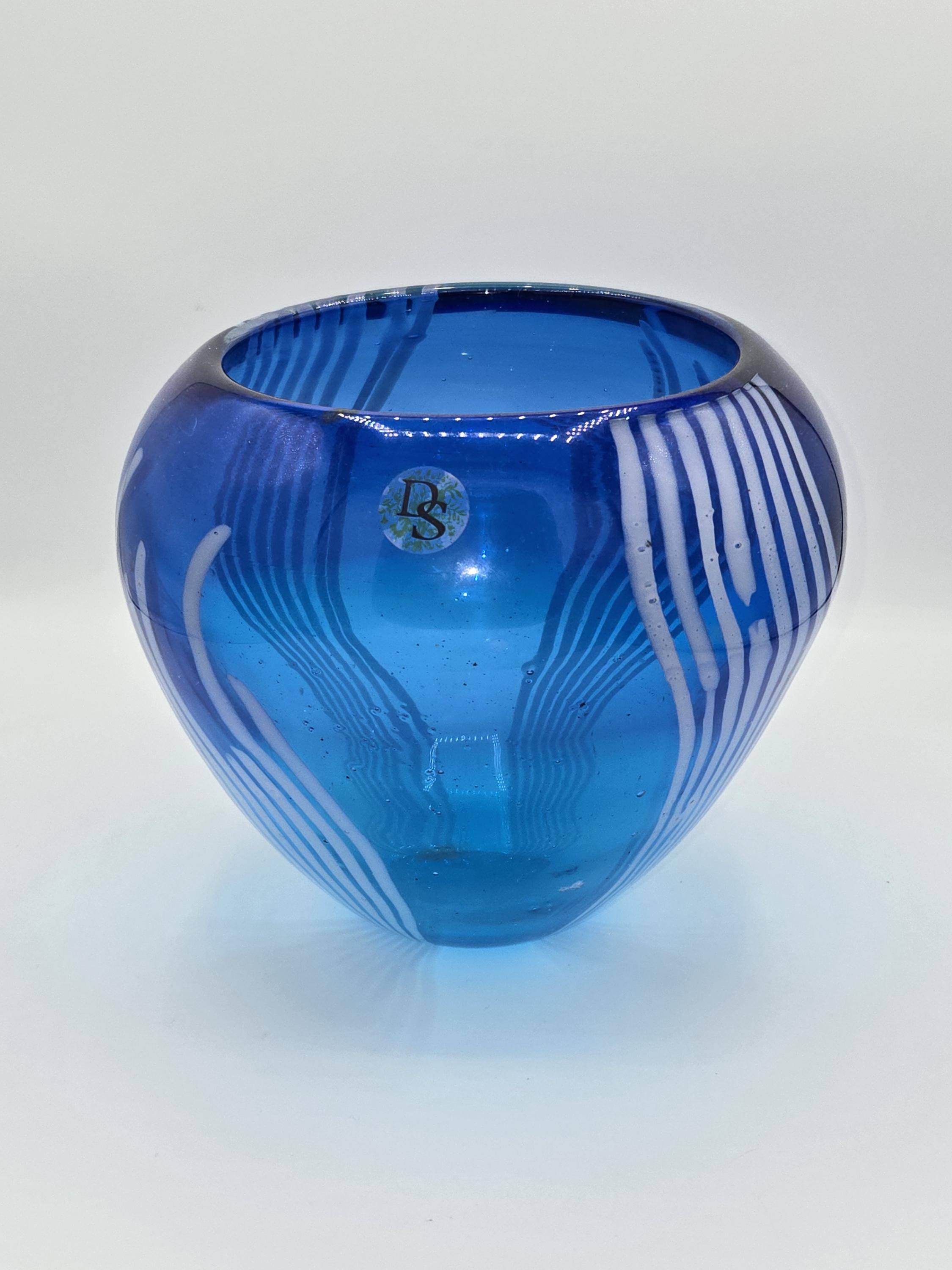 青と白のストライプガラス花瓶 DS Studio 青いアートガラスの花瓶、白いストライプ模様 - Etsy 日本