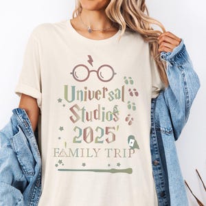 Universal Studios Familie Reise Shirts, Disney Magier 2025 T-Shirt, Disneyland Familie Urlaub Shirt, Universal Disneyland Reise Shirt