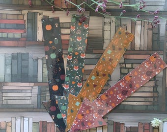 Marcapáginas laminados con forma de flecha otoñal: hojas de otoño, cuadros y calabazas (juego de 4)