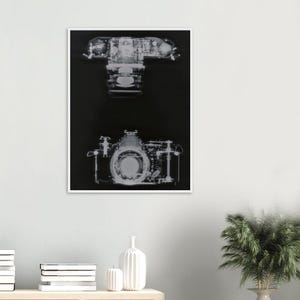 Póster con marco de madera y arte de cámara réflex analógica de rayos X, 60 x 80 cm (24 x 32″)