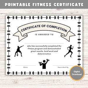 Könnte beinhalten: Ein druckbares Fitnesszertifikat mit schwarzem Rand und Hantel-Akzenten. Das Zertifikat enthält den Text "Zertifikat über den Abschluss" sowie Platz für den Namen des Empfängers, das Datum und die ausstellende Partei. Silhouetten von Fitnessaktivitäten sind ebenfalls enthalten.