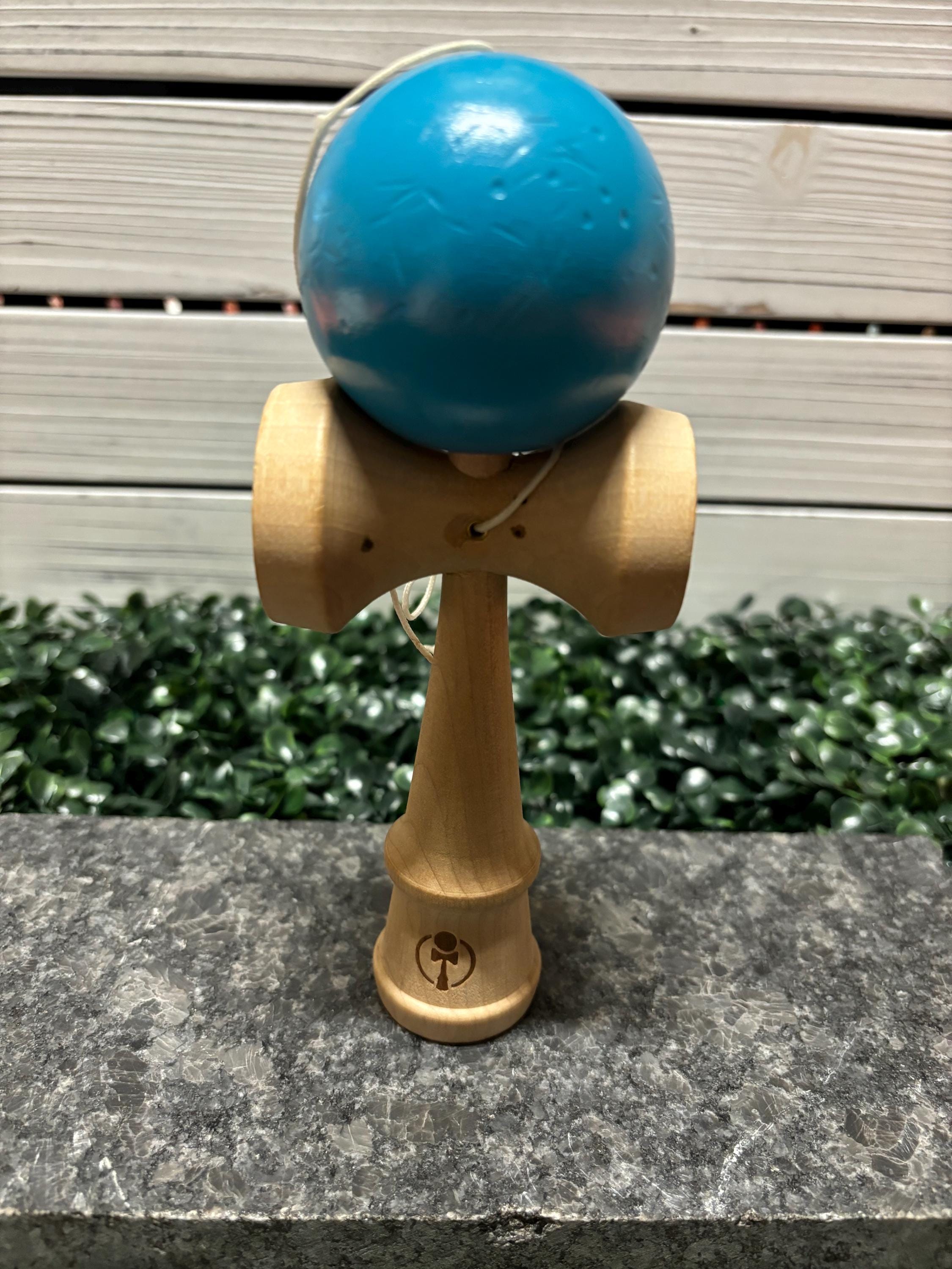 Kendama Fade-Out