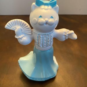 VTG Avon Felina Fluffles Pink and Pretty Cologne/Perfume Decanter