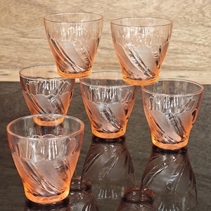 6 Vereco pink glass water glasses with twists