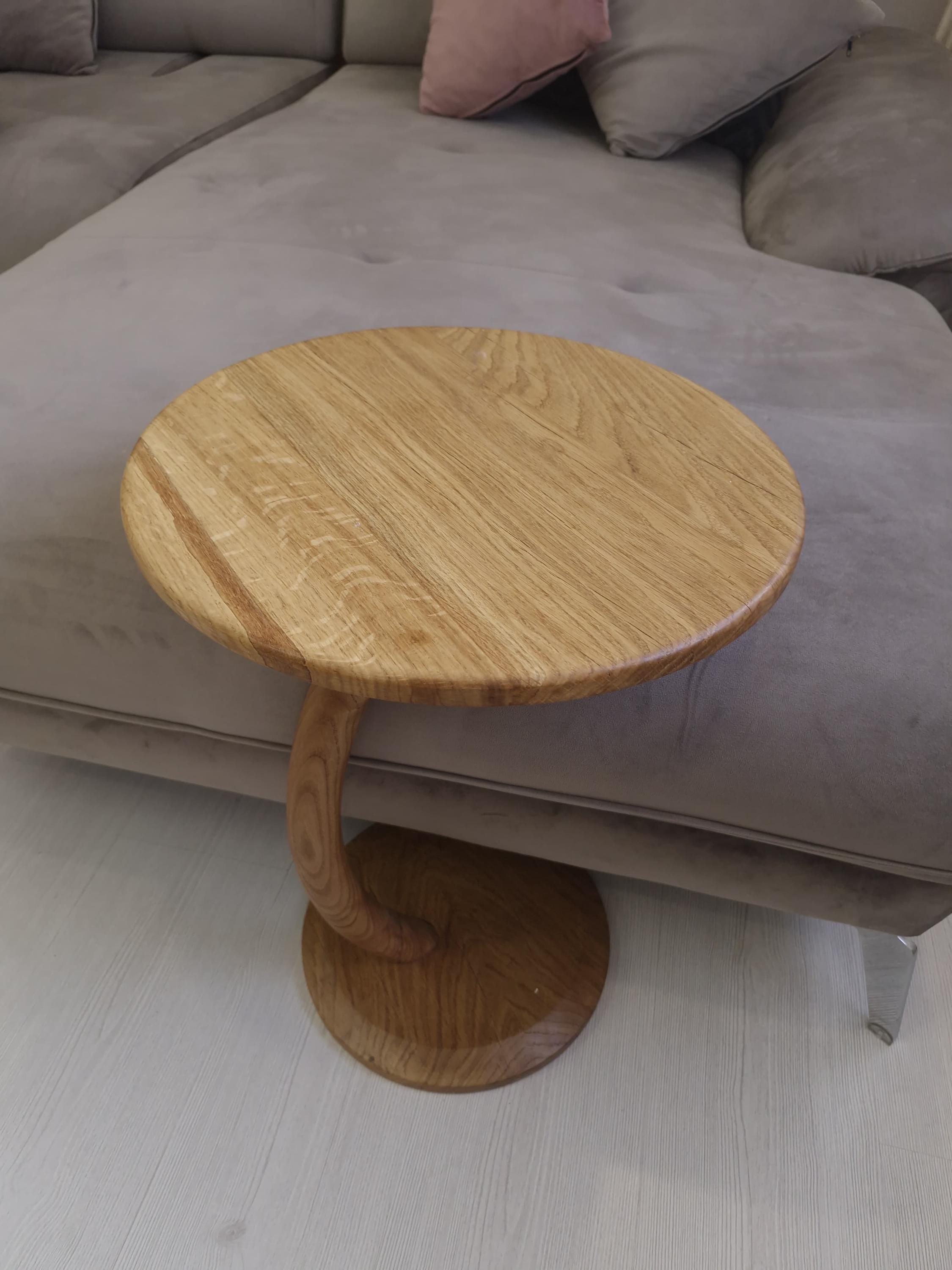 モダンなオーク材のC字型コーヒーテーブル、ラウンドエンドテーブル