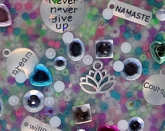 Good Vibes - Pick Pad for Heavy Pickers, Oddly Satisfying Sensory Fidget, Alternate to Skin Picking and Nail Biting