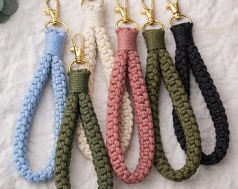 Llavero de macramé para la muñeca / Cordón de algodón estilo boho hecho a mano para la muñeca / Colores neutros llamativos