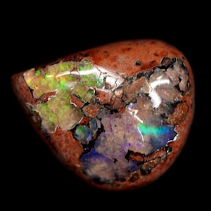 17.05ct Beautiful Mexican fire opal on matrix with its incredible flashes of color 19.2*16.4*9.3mm