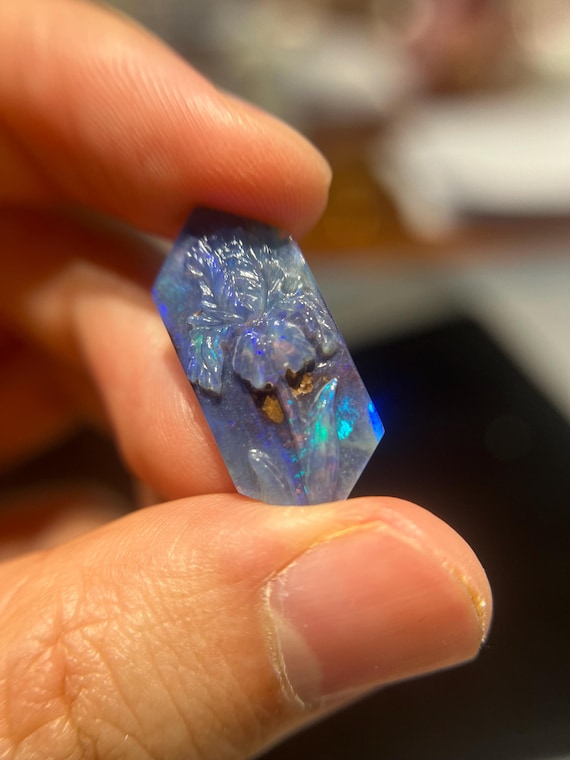 Exquisite Queensland Boulder Opal Iris, Hand Dimensions
