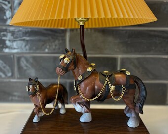 RARE GILBERT SCOTLAND Molded Plastic Clydesdale Vintage Horse Lamp