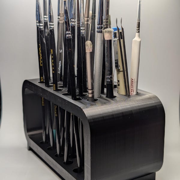 Stylish Brush Holder – Organizer for Artists, Painters, and Hobbyists
