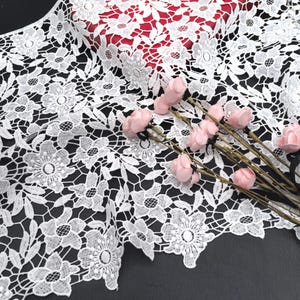 Wide White Flower Lace Trim: Elegant Bridal Guipure Lace