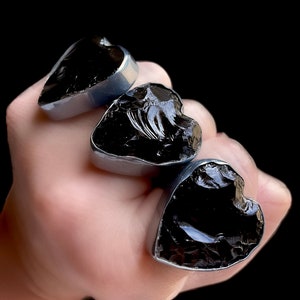 Black obsidian ring, statement ring, heart ring