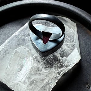 Rubinring, äkta rubinring, statementring, hjärtring, present till henne bild 6