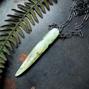 Raw kyanite necklace, kyanite necklace, Green kyanite necklace, Rough stone necklace, Green stone necklace