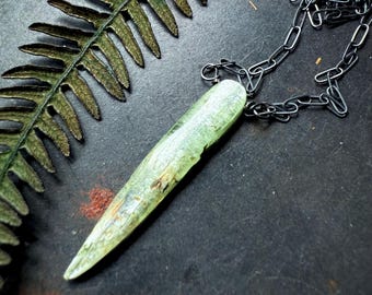 Raw kyanite necklace, kyanite necklace, Green kyanite necklace, Rough stone necklace, Green stone necklace