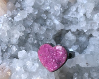 Cobalto Calcite ring , heart ring,  pink druzy ring