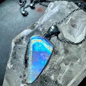 Regenbogen Mondstein Halskette, Blauer Mondstein Anhänger, Geschenk für sie