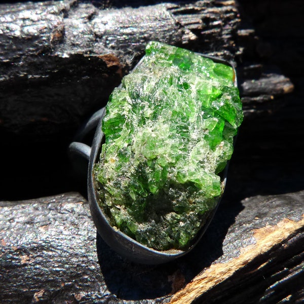 rough emerald ring - cocktail ring,  Brazilian jewelry
