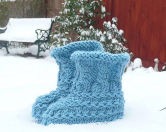 Baby Knits Pattern - Baby Booties Shoes - Teal Textured Baby Boots - 3 Sizes Newborn - 12 Mths