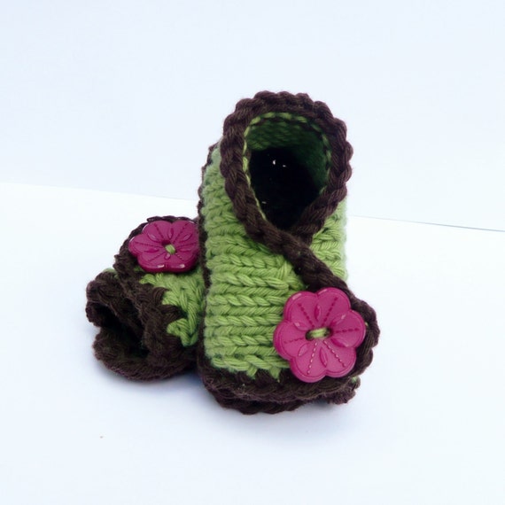 crossover baby booties