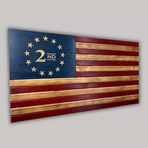 Rustic Wooden Betsy Ross 2nd Amendment American Flag – Rustic 13 Star Flag – Patriotic Wall Art – Vintage Colonial Decor