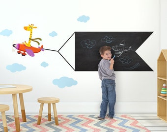 Vliegtuig krijtbord muursticker, giraffe krijtbord muursticker, wolken speelkamer wanddecoratie, kinderkamer wanddecoratie, schoolbord sticker