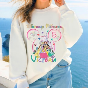 Camiseta de cumpleaños de princesa Disney personalizada, camiseta de cumpleaños de princesa, camiseta de cumpleaños de niña Disney, camiseta de fiesta de cumpleaños familiar, viaje de princesas para niñas