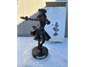 Kim Taylor Reece Kilohinani Hula Girl Figurine Statue w Box RARE C