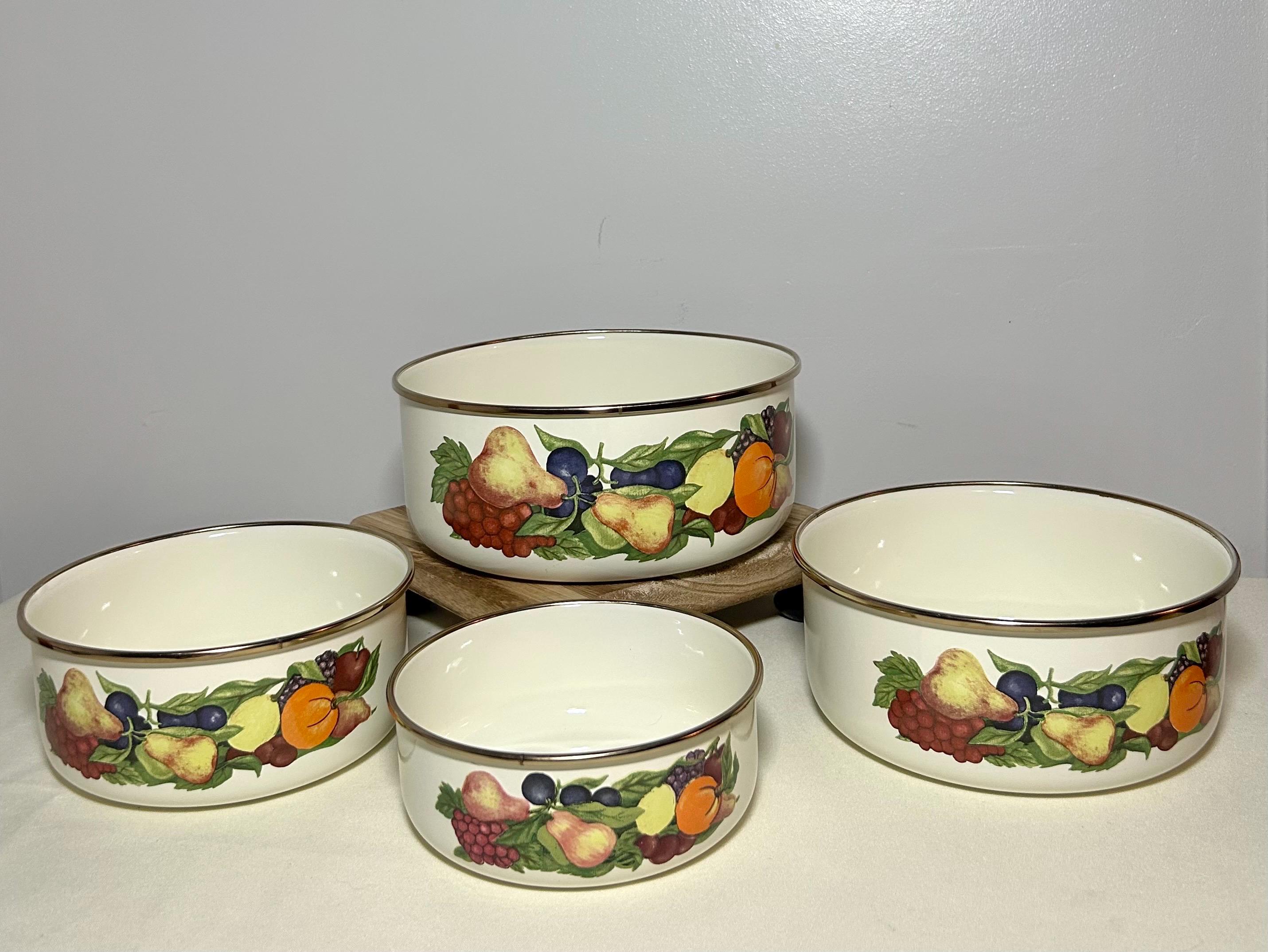 Vintage Enamelware Nesting Bowls - Etsy