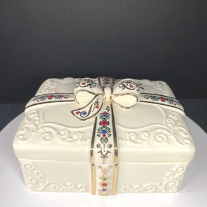 Vintage Lenox Christmas Music Box, Jeweled Ribbon &quot;Waltz of Flowers&quot;