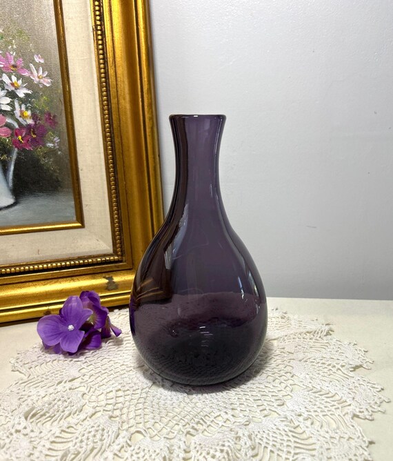Vintage Tarnow Poland Amethyst Glass Vase, Teardrop Blown Art Glass Decor 8"