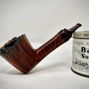 Short muscle Dublin hand made briar SeaSmoke pipe