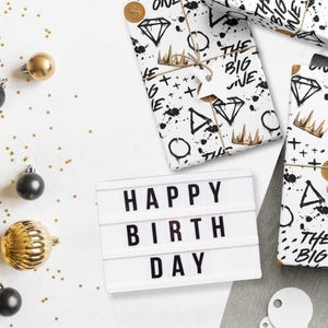 THE BIG ONE Geburtstags-Goldkronen-Geschenkpapier erster Geburtstag personalisiertes Geschenkpapier Rap Hip Hop